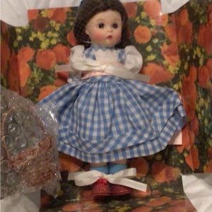 “DOROTHY” FROM THE WIZARD OF OZ!